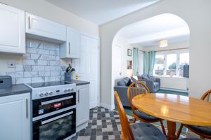 Pheasant Cottage- click for photo gallery